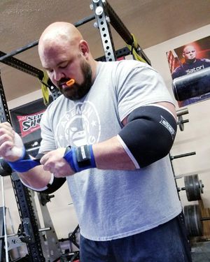 Image post by @shawstrength on Instagram