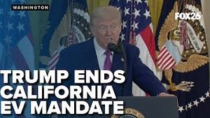 Video post by @kmphfox26 on YouTube