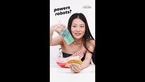 Video post by @buzzfeedceleb on YouTube