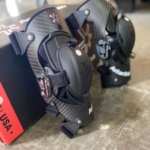 Image post by @legendsandheroestour on Instagram