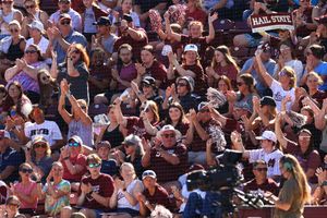 Image post by @hailstatesb on Instagram