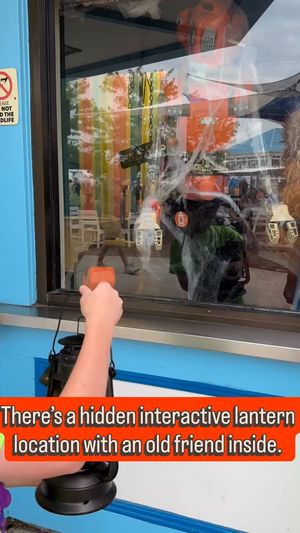 Video post by @Jessheartsthemeparks on Facebook