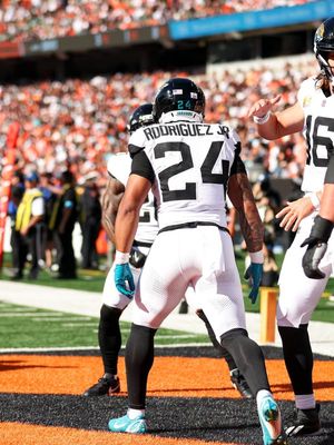 Image post by @jacksonvillejaguars on Facebook