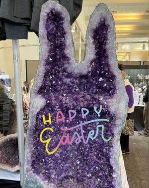 Image post by @canyoncrystals on Instagram