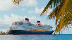 Image post by @disneycruiseline on Instagram