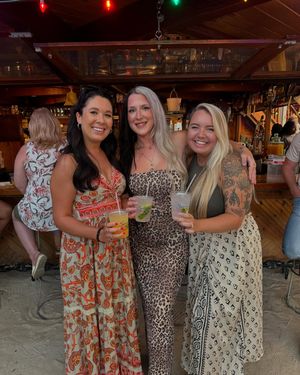 Image post by @seacretsusa on Instagram