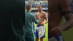 Video post by @optussport on YouTube