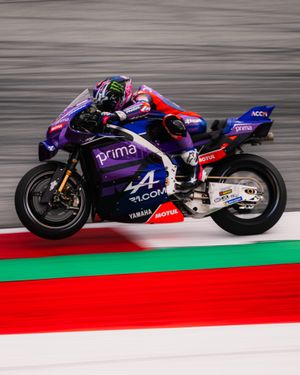 Image post by @yamahamotoraus on Instagram