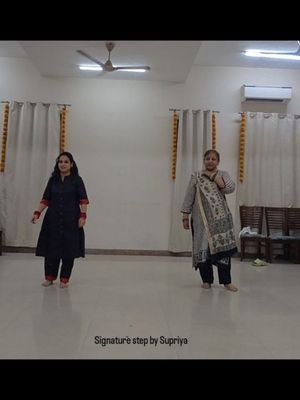 Image post by @signature_step_by_supriya on Instagram