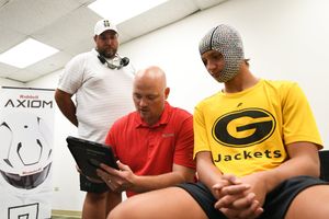 Image post by @RiddellSports on Twitter