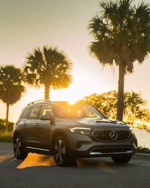 Image post by @usseryauto on Instagram