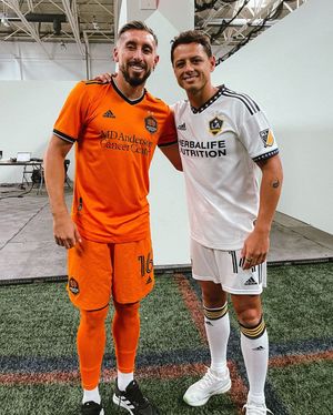 Image post by @lagalaxy on Instagram