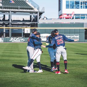 Image post by @twins on Instagram