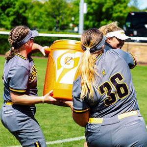 Image post by @goshockerssb on Instagram