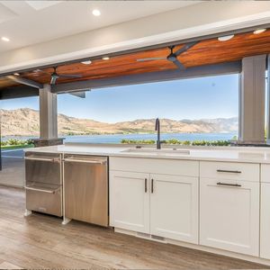 Image post by @panoramicdoors on Instagram