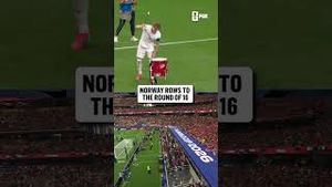 Video post by @foxsports on YouTube