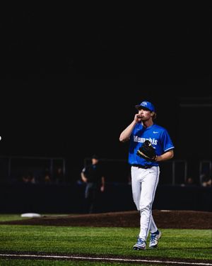 Image post by @MemphisBaseball on Twitter