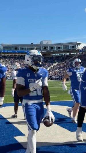 Video post by @KentuckyFootball on Facebook