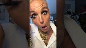 Video post by @shop.with.caroline on YouTube