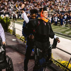 Image post by @people on Instagram