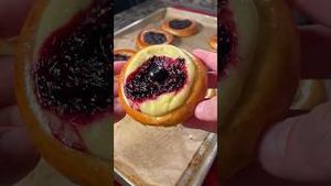 Video post by @buzzfeedtasty on YouTube