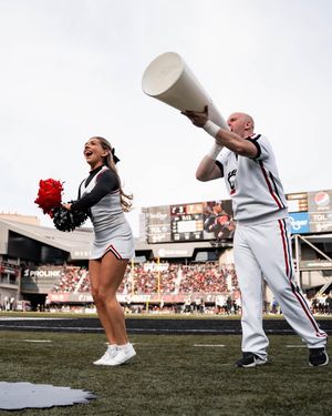 Image post by @gobearcatscheer on Instagram