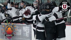 Image post by @Unionmhockey on Twitter