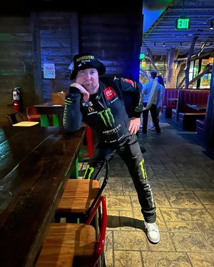 Image post by @kurtbusch on Instagram