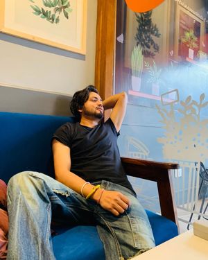 Image post by @isandeep_mark on Instagram