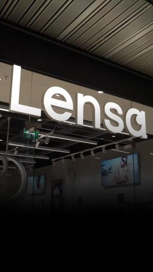 Video post by @lensa.ro on TikTok