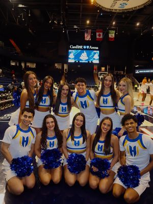 Image post by @hofstradanceteam on Instagram