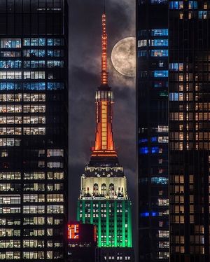 Image post by @empirestatebldg on Instagram