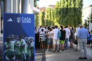 Image post by @azzurrefigc on Instagram