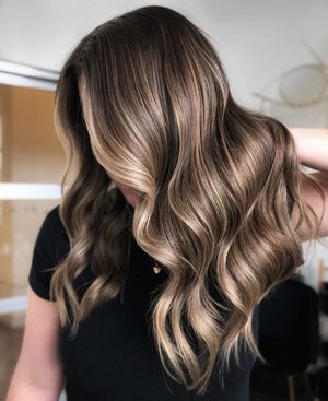 Image post by @behindthechair_com on Instagram