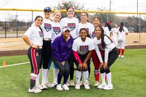 Image post by @usasoftball on Instagram
