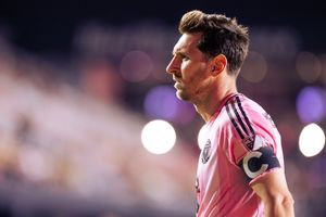 Image post by @shotsbyfrias on Instagram