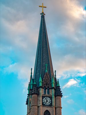 Image post by @marquetteu on Instagram