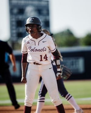 Image post by @ekusoftball on Instagram
