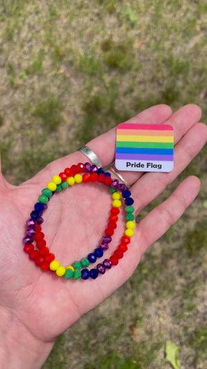 Video post by @beadcache on Facebook