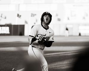 Image post by @thomasraymondmedia on Instagram