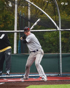 Image post by @bubruins_bsbl on Instagram