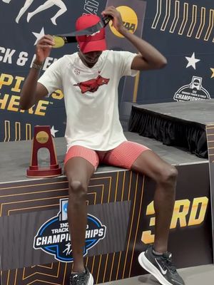 Image post by @razorbacktfxc on Instagram