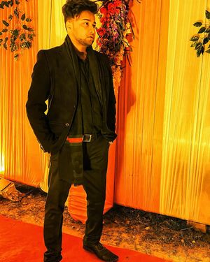 Image post by @ambujsinghofficial on Instagram