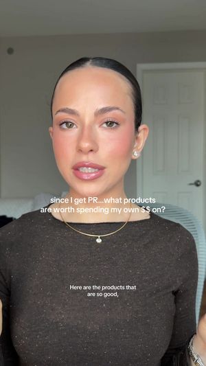 Video post by @anyaweitz on TikTok