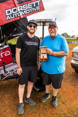 Image post by @chasebriscoe on Twitter