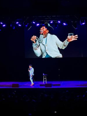 Image post by @realdlhughley on Instagram