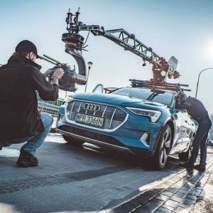 Image post by @motocrane_team on Instagram