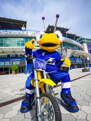 Image post by @thunderbugtbl on Instagram