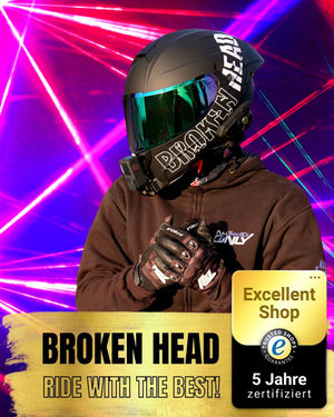 Image post by @broken_head_helme on Instagram