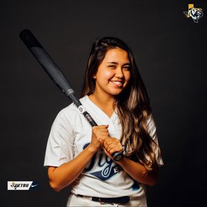 Image post by @etbu_softball on Instagram